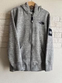 THE NORTH FACE パーカー 140 グレーのサムネイル