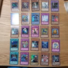 遊戯王OCG カードまとめ売り 25枚セットのサムネイル