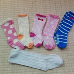 ベビー靴下★9～15cm(14～16cm１足あり)のサムネイル