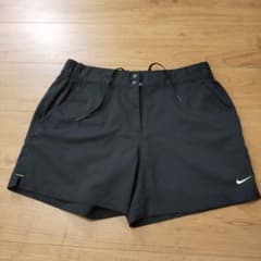 ナイキ　ショートパンツのサムネイル