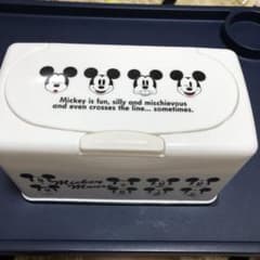 ディズニー ミッキー マスクストッカー  約60枚入ります！のサムネイル