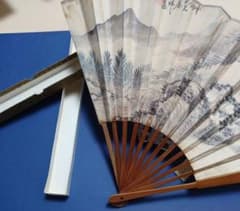 呉 熙載　山水画の竹製扇子 専用収納箱付き 福*ん様 呉 熙載 山水画の竹製扇子 専用収納箱付き - メルカリ