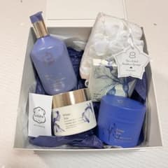 Laline White Iris ボディケアセットのサムネイル