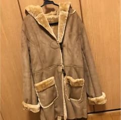 新品未使用♡ムートンコートのサムネイル