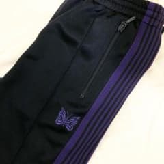 Needles トラックパンツ ナロータイプ 黒紫 パープルのサムネイル