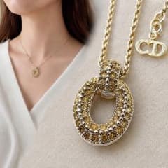 Dior ネックレス シルバー オーバル パヴェ ストーン 739 - メルカリ
