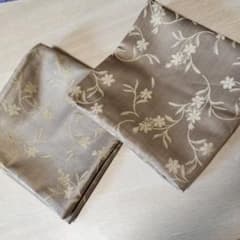 ベージュ 花柄 クッションカバー 2枚セット　43×43cm