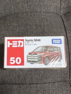 トミカ　トヨタ　ノアのサムネイル