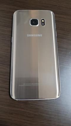 即購入可能 Galaxy S7 SM-G930FD 海外版のサムネイル