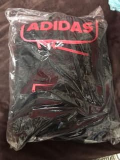 adidas リュックのサムネイル