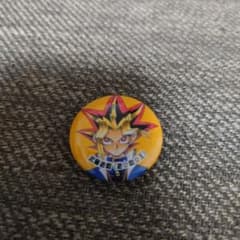 希少】非売品 JUMP HERO 缶バッチ 遊戯王 - メルカリ