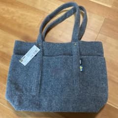 【MOZ】フェルトトート moz ダークグレー　Lサイズ　新品タグ付きのサムネイル