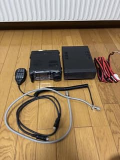 Icom IC-7000 トランシーバー AT-180 チューナー、マイクセット Icom IC-7000 トランシーバー AT-180 チューナー、マイクセット - メルカリ