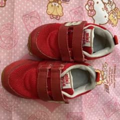 15.5cm ミキハウス　MIKI HOUSE 赤　スニーカーのサムネイル