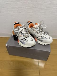 BALENCIAGA TRACK 38 (約25.5cm) ホワイト/オレンジ - メルカリ