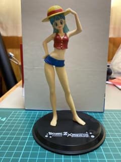 ドラゴンボール Z Xtreme ブルマ 水着フィギュア レアなフィギュア