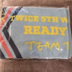 TWICE 5TH WORLD TOUR READY TO BE タオル　大阪のサムネイル