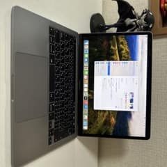 MacBook Pro 2020 Intel i5/Ram16/SSD1TBのサムネイル