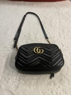 GUCCI ショルダーバッグ GGマーモント キルティング スモール ブラックのサムネイル