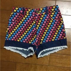 ショートパンツのサムネイル
