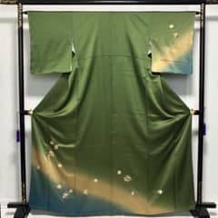 D124 訪問着 花模様 正絹 着物 袷 しつけ糸付き未使用極美品 - メルカリ