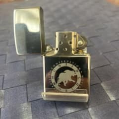 zippo 中古　ハンティングワールドのサムネイル