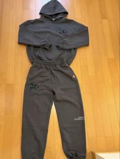 『貴重』東京店舗限定9090 スウェットパーカーセットアップ短丈刺繍のサムネイル