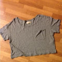 ホリスター短めTシャツのサムネイル