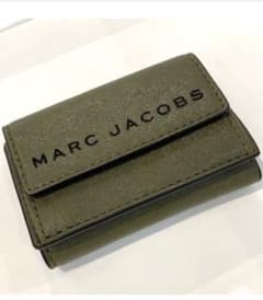 Lulu_bell様専用！MARC JACOBS ロゴ3つ折りミニ財布のサムネイル