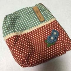 ポーチのサムネイル