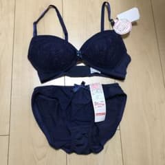 ノンワイヤー　ブラジャー ショーツのサムネイル