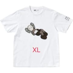 UT KAWS Tシャツ XLのサムネイル