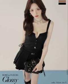 黒フリルミニドレスのサムネイル