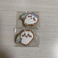 ちいかわ クッキー風ピンバッジ 2点セットのサムネイル