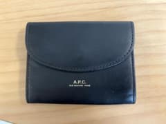 A.P.C. 黒 レザー カードケースのサムネイル