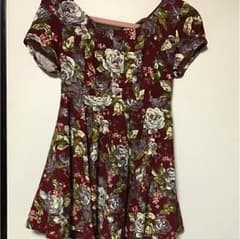 新品タグ付き Ank rouge バラ柄ワンピースのサムネイル