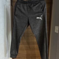 PUMA ダークグレー ジャージパンツのサムネイル