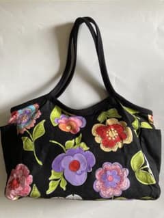 週末特価にします♡  ロラライハリス　BIG blossom BLACK バッグのサムネイル