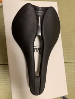 セライタリア サドル　モデルxのサムネイル