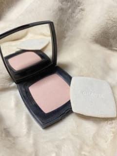 【CHANEL】 パウダーチーク 507 ローズ・ブロッサムのサムネイル