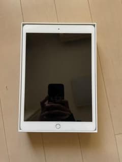 APPLE iPad 第8世代 128GB + apple pencilのサムネイル