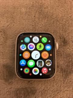 apple watch series 5 44mm GPSのサムネイル