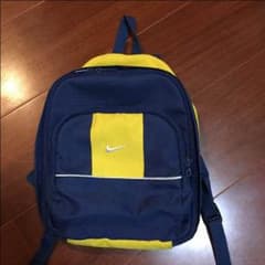ナイキ リュックサック kidsのサムネイル