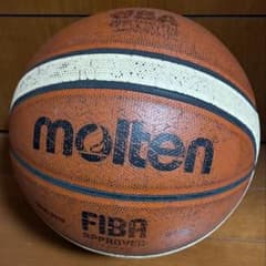 molten バスケットボール FIBA７号天然皮革のサムネイル