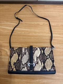 パイソン柄 ショルダーバッグ 2WAY クラッチバッグのサムネイル