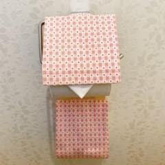 トイレットペーパーホルダーカバー(上から差し込めないタイプに使えます)のサムネイル