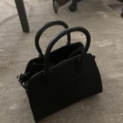 新品LILIRenaトートバッグ　ブラック　レザー バッグ　黒