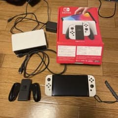 ⭐︎Nintendo Switch有機EL白　SDカード付き⭐︎のサムネイル