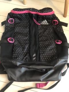 adidas リュックのサムネイル