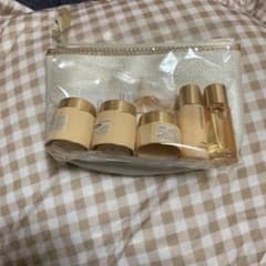 メナード イルネージュ トラベルキットのサムネイル